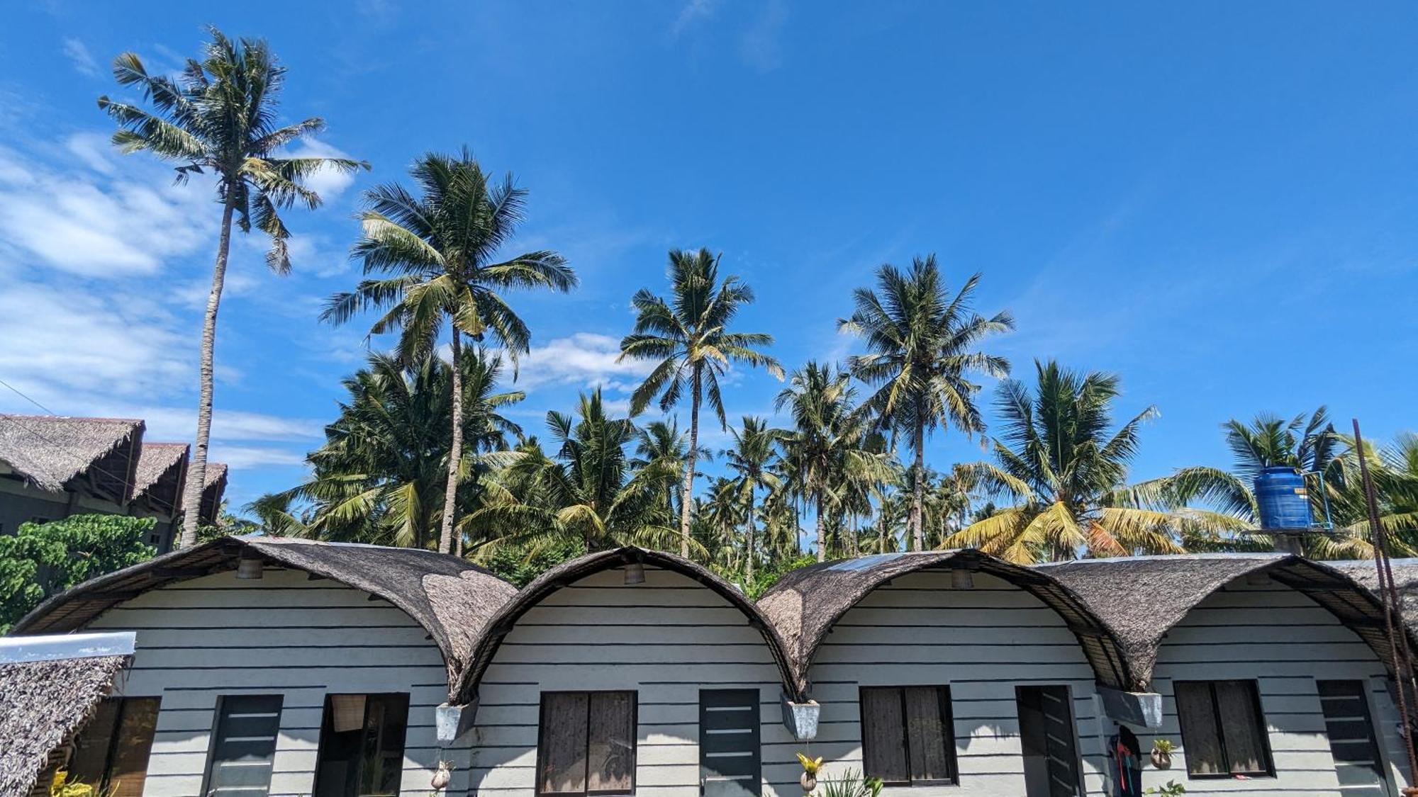 Point F Siargao Apartment Catangnan Luaran gambar