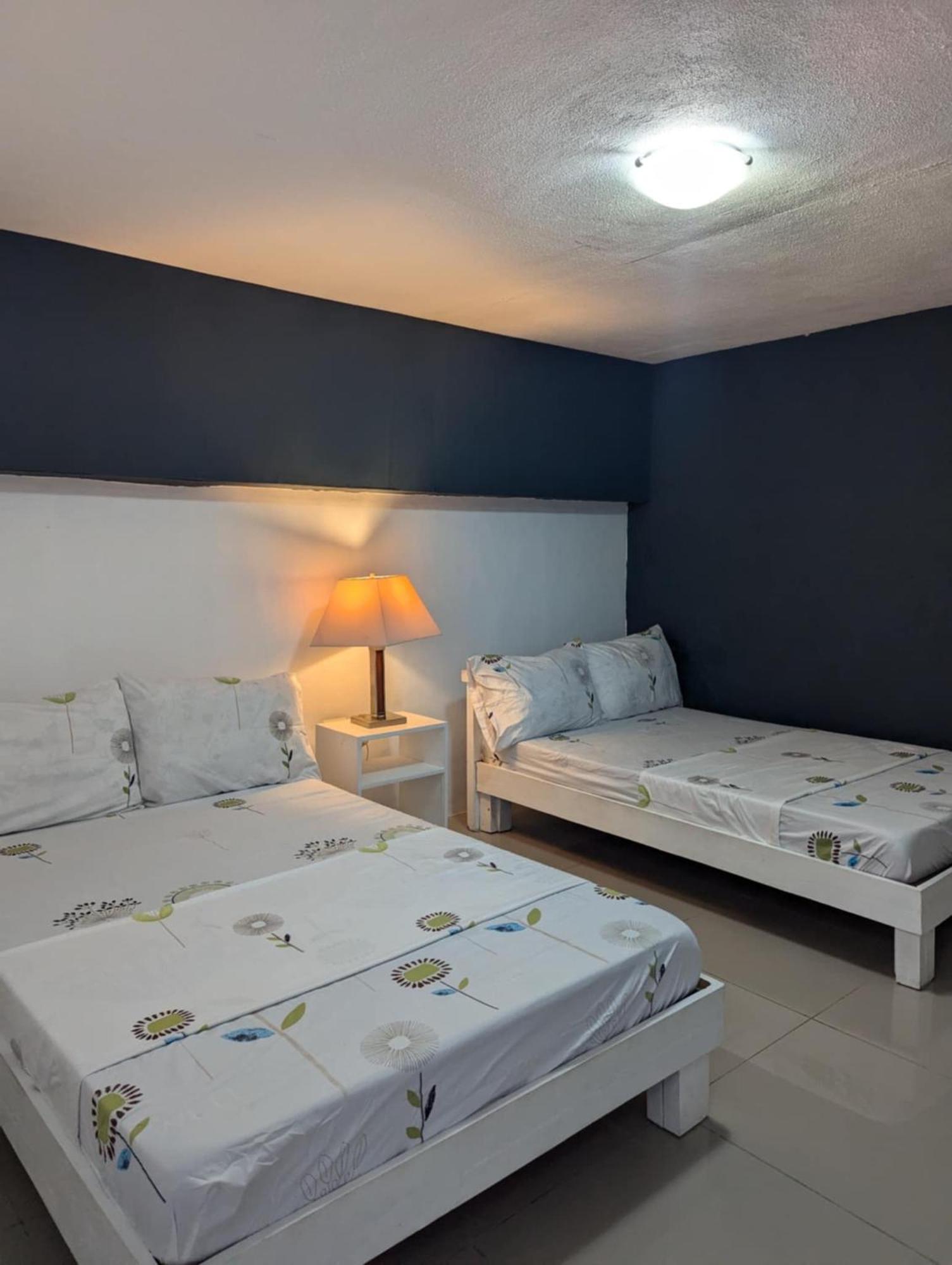 Point F Siargao Apartment Catangnan Luaran gambar